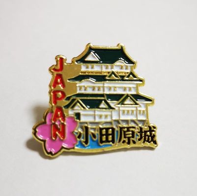 Beli Plating Emas 2D Custom Soft Enamel Pin Ketebalan 1,2mm Dengan Klutch Kupu-kupu online manufacture