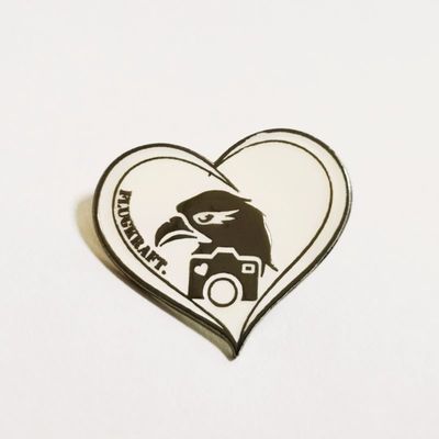 kaufen Herzensform Halbklöser Lapel Pins Krebsbehandlung Organisation Waffe Metall Finish online manufacture
