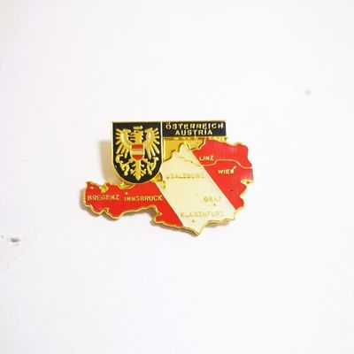 ซื้อ โกลเด้น Custom Soft Enamel Pins ออสเตรีย แผนที่ Lapel Pins เนื้อหารักชาติ online manufacture