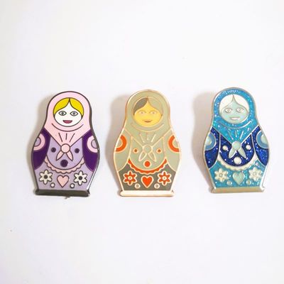 comprar Muñeco de anidación de cobre antiguo con alfileres de esmalte suave hechos a medida con revestimiento epoxi online manufacture
