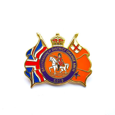 Beli Gold Zinc Alloy Knight Custom Hard Enamel Pin 1.5 Inch Die Cast Lapel Pin online manufacture