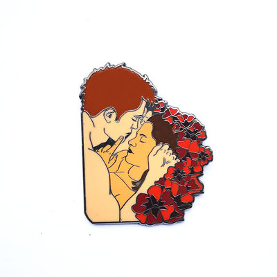 Beli Tema Cinta yang Diukir Custom Hard Enamel Pins Zinc Alloy Dengan Genggam online manufacture
