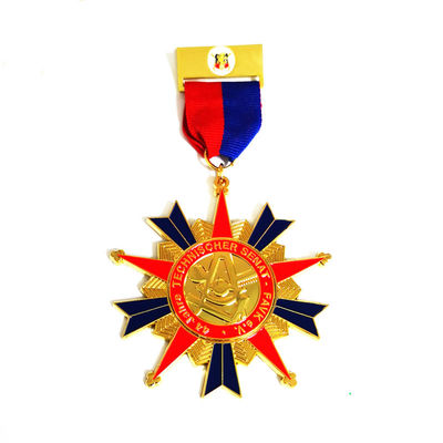 comprare Grandi 75mm di zinco legato Carnevale Medaglia Badge colori di smalto morbido con il feltro sulla schiena online manufacture