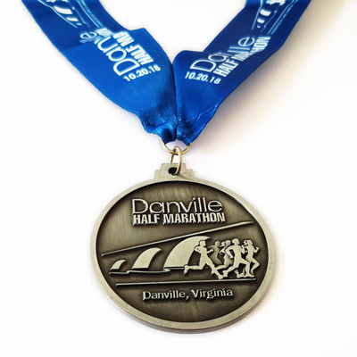 kaufen Antike Silberfinish Runde Marathon Zinklegierungsmedaille mit Sublimationsband online manufacture