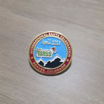 comprar 1.5 pulgadas de hierro de Navidad Lapel Pin para la celebración de Santa online manufacture