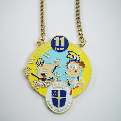 Beli Boeskoolstad Karnaval Medali emas dilapisi rantai melekat warna enamel lembut online manufacture
