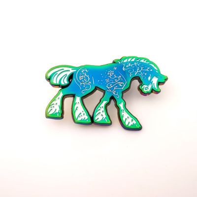 kaufen Zinklegierung Diecasting Weiches Emaille Regenbogen Finish Pony Design Custom Lapel Pin online manufacture