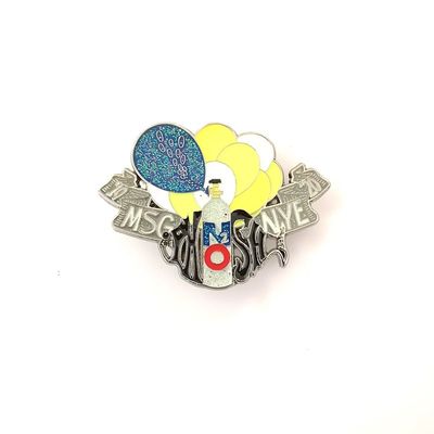 comprare NYE Run Diecast Custom Soft Enamel Glitter Lapel Pin con numero sequenziale sul retro online manufacture