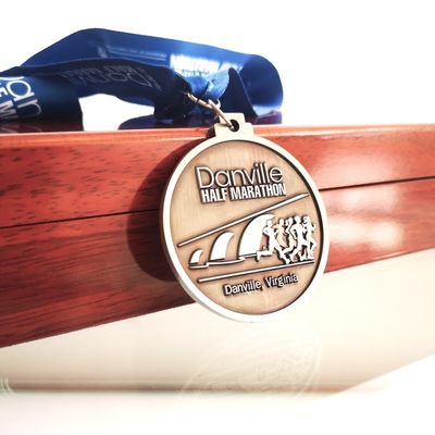 comprare Medaglia di corsa a mezza maratona di Danville in metallo antico con lacciatura di sublimazione stampata online manufacture