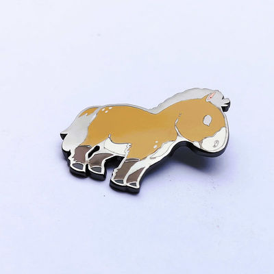 Μαύρο νικέλιο Cute Animal Design Ζυγός κράμα πετάξτε σκληρό σμάλτο Lapel καρφίτσες με διπλές στήλες